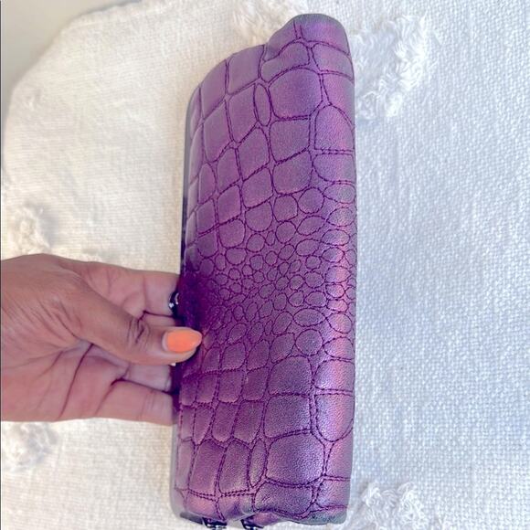 Hobo Vintage Lauren Clutch-Leather Wallet Purple Crocodile-Embossed - Picture 15 of 15